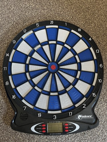 Electronic dartboard with - electronic,