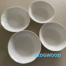 Wedgwood Strawberry & Vine