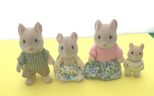 Vintage sylvanian families - sylvanian,
