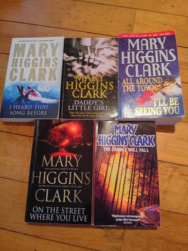 Job lot bundle pre owned - owned, mary