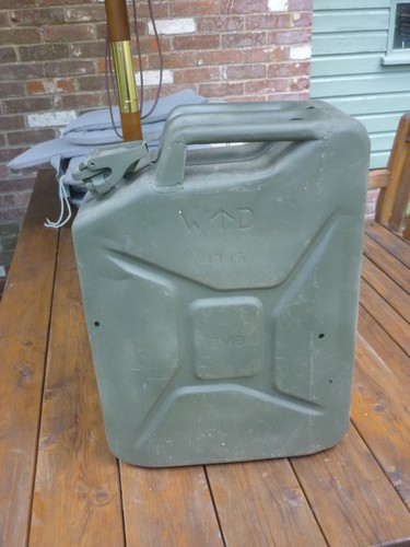 Ww2 british army jerry can - british,