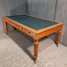 Striking 1900’s Holland &