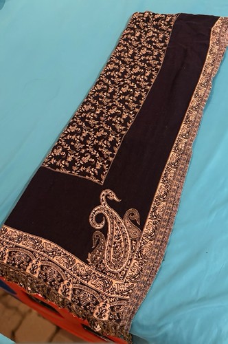 Black kashmiri pashmina shawl - black,