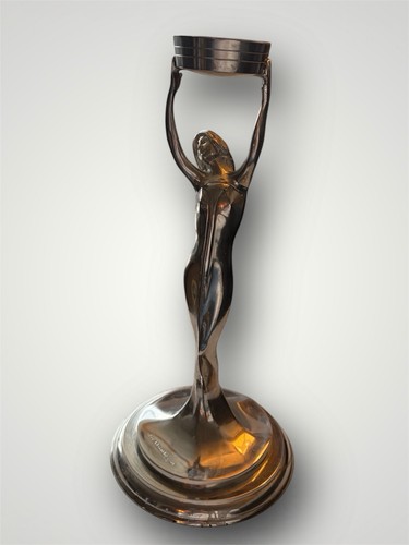 Art nouveau style nickel - nouveau,