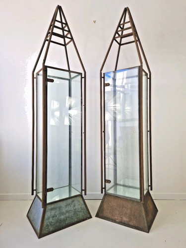 Large antique pyramid - pyramid, retail