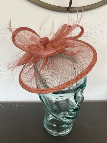 Salmon pink fascinator new - pink,