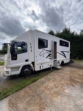 7.5 ton horsebox with living