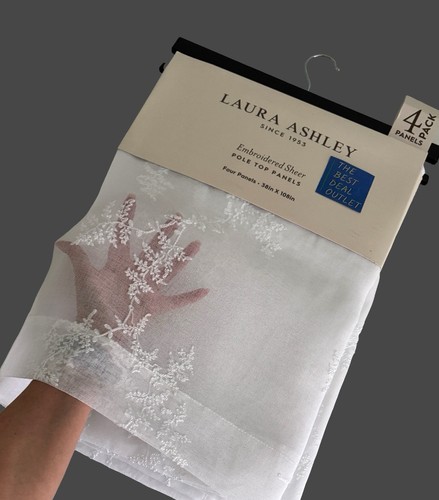 Laura ashley window - laura, curtains