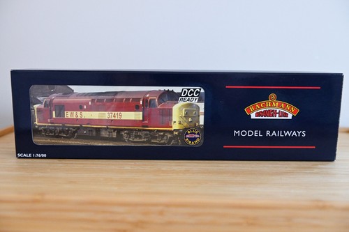 Bachmann 381 class 4 - bachmann, 32-381