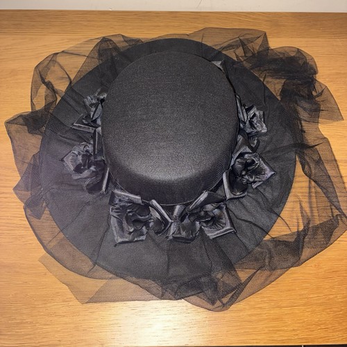 Black wide brim veil - black, hat