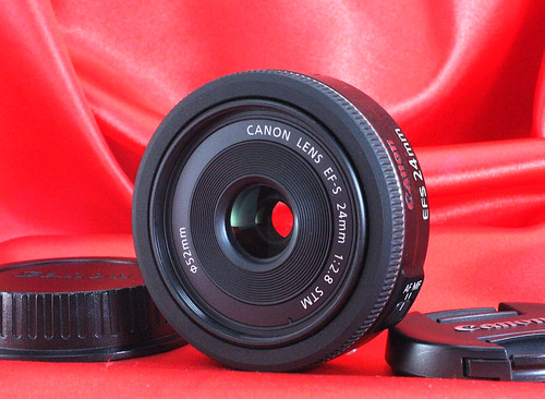Near mint canon s - canon, ef-s