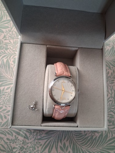 Boxed vivienne westwood - vivienne,