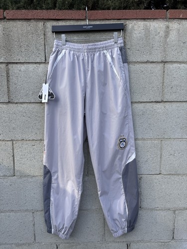 Nwt palace skateboards pro - palace,