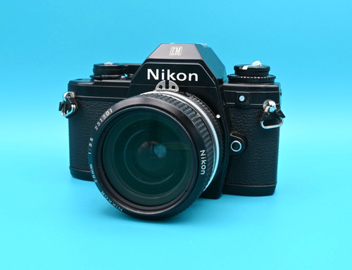 Nikon 35mm film slr - em,