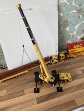 CONRAD CRANE GROVE GMK 6250. 1.50 SCALE 