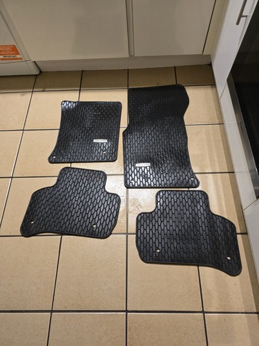 Genuine jaguar x260 rubber - genuine,