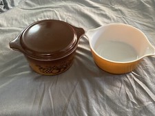 Pyrex #472 #473 w/ Lid #20-C13