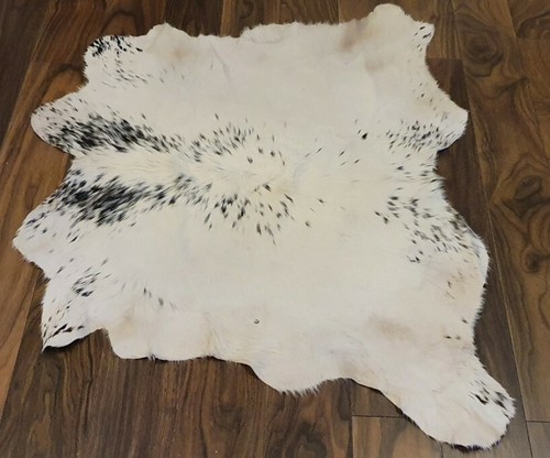 Cow hide rug natural pattern - cow,