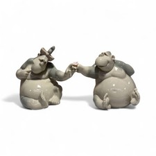 Nao By Lladro Shy In Love Gorilla Figurine #01323 & #01324 Tender Gallant