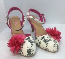 Gorgeous Pink/White Shoes Joe