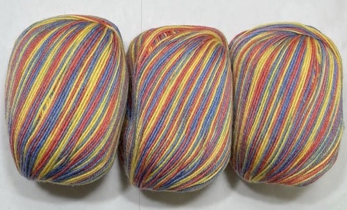 100 wool yarn - 100%, striped