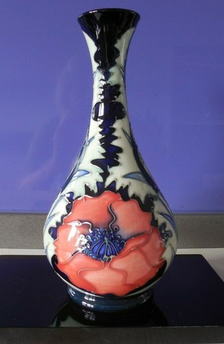 Moorcroft pottery poppy - moorcroft,