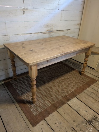 Rustic pine plank farmhouse - rustic,