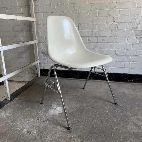 Cream 1980s vintage - , fibreglass