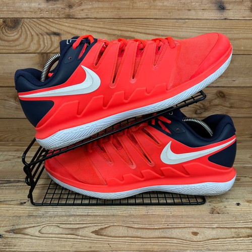 Nike tennis shoes - mens, size