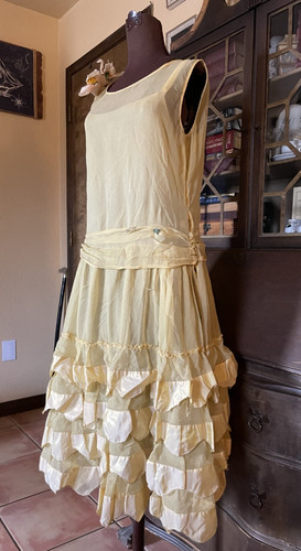 Genuine yellow 1920s flapper - genuine,