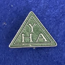 YHA -Youth Hostel Association-Silver Tone & Green Enamel Pin Badge by WO LEWIS