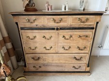 Yew veneer ornate Hi Fi