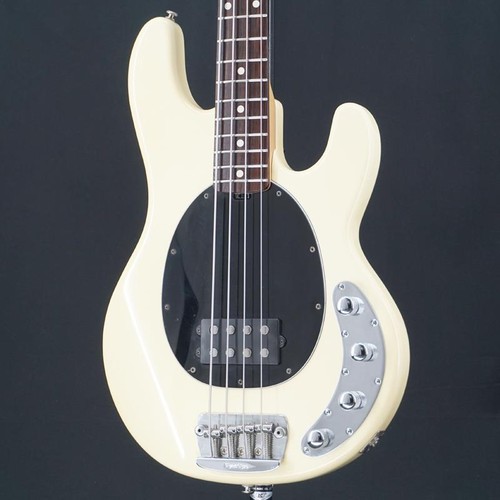 Music man used stingray - man,