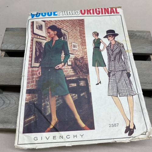 Rare vogue paris original - 60's,