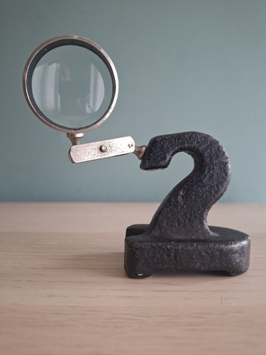 Vintage magnifying glass cast - magnifying,
