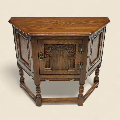 Old charm canted - old,