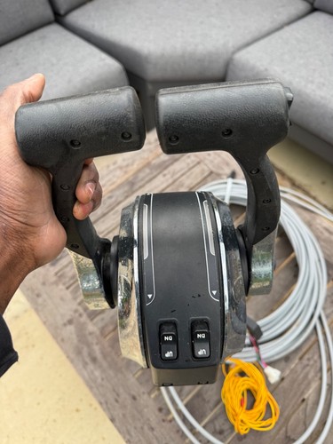 Genuine mercury top mount - mercury,