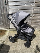 Egg2 Jurassic Grey Travel