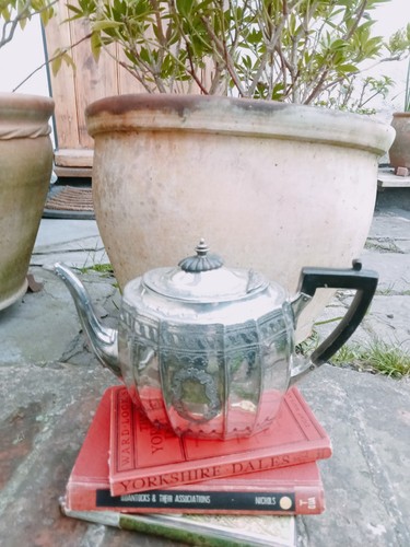 Victorian silver plated teapot - plated,
