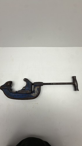 Record 204 pipe cutter - no,
