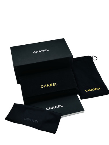 Authentic chanel large - large, black