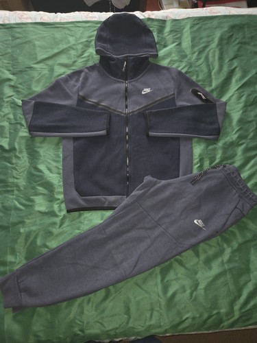 Navy blue mens - mens, tech