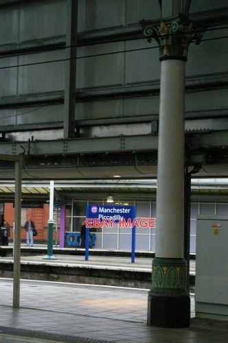 Photo piccadilly railway - photo,