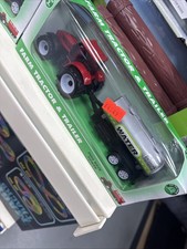 BNWT Premium Toy Red Tractor &