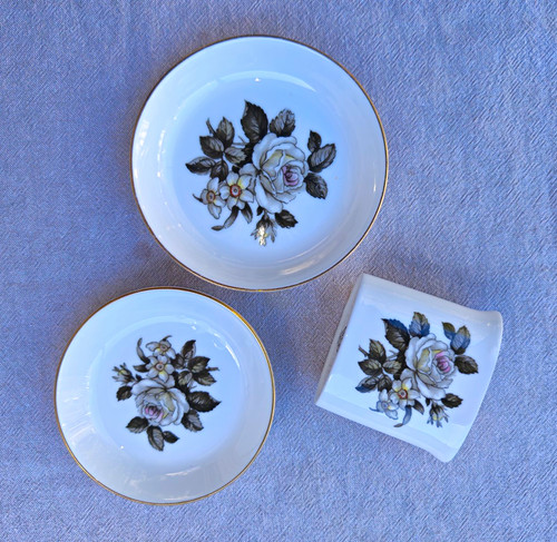 Vintage royal worcester fine - worcester,