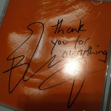 SIGNED Ed Sheeran - +