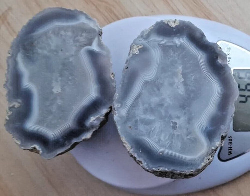 Agate crystal complete geode - agate,