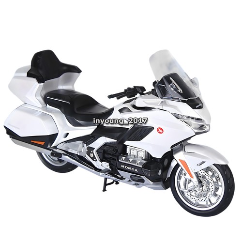 Honda gold wing tour - 1:9,