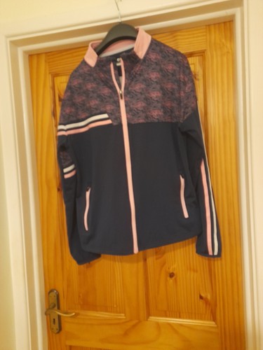 Neills top size with full - o,