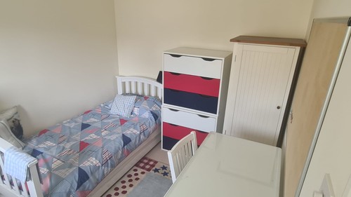 Complete bedroom furniture set - complete,